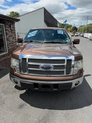 2012 Ford F-150 Lariat photo 2