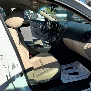 2014 KIA Optima EX photo 11