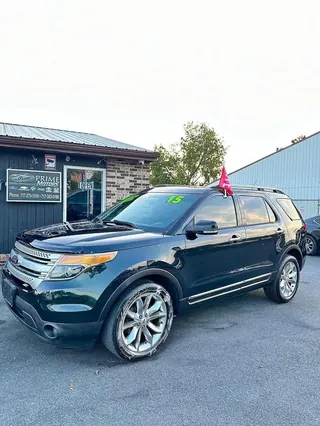 2015 Ford Explorer XLT photo 4