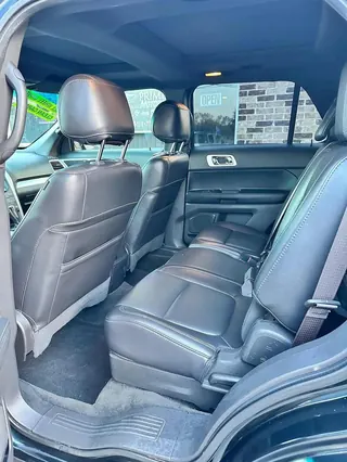 2015 Ford Explorer XLT photo 6