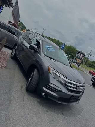 2017 Honda Pilot EX-L photo 3