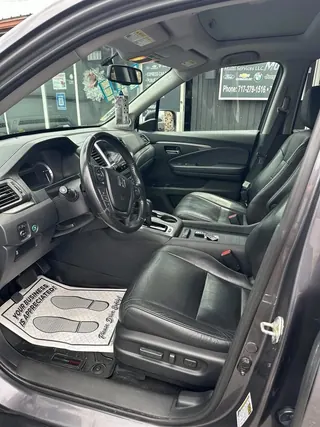 2017 Honda Pilot EX-L photo 7