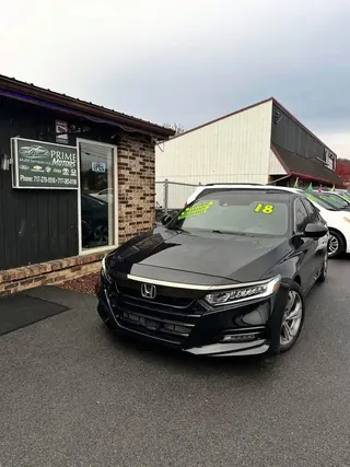 2018 Honda Accord Sport photo 1