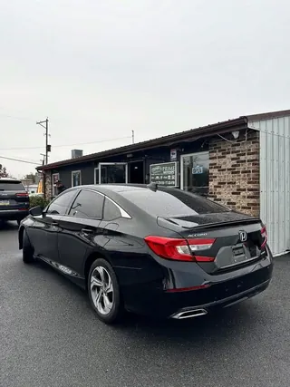 2018 Honda Accord Sport photo 5