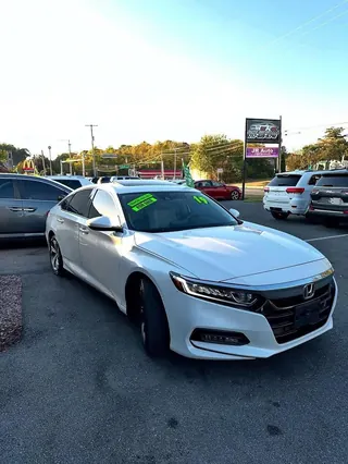 2019 Honda Accord EX photo 4