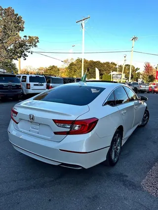 2019 Honda Accord EX photo 5