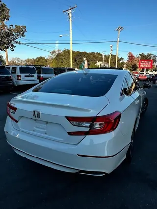 2019 Honda Accord EX photo 6
