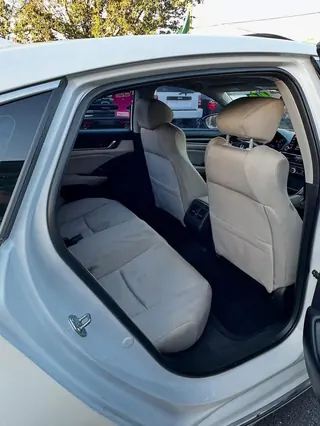 2019 Honda Accord EX photo 11