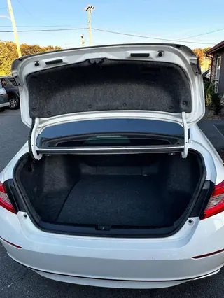 2019 Honda Accord EX photo 13
