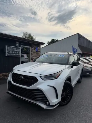 2023 Toyota Highlander XSE photo 2