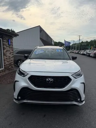 2023 Toyota Highlander XSE photo 3