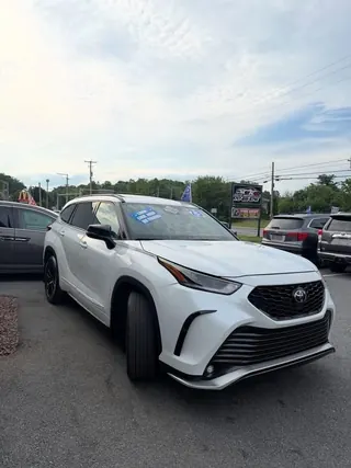 2023 Toyota Highlander XSE photo 4